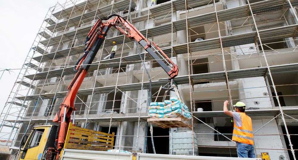 Ndryshon rregullorja: Mbikqyresit e punimeve do raportojne per katet pa leje